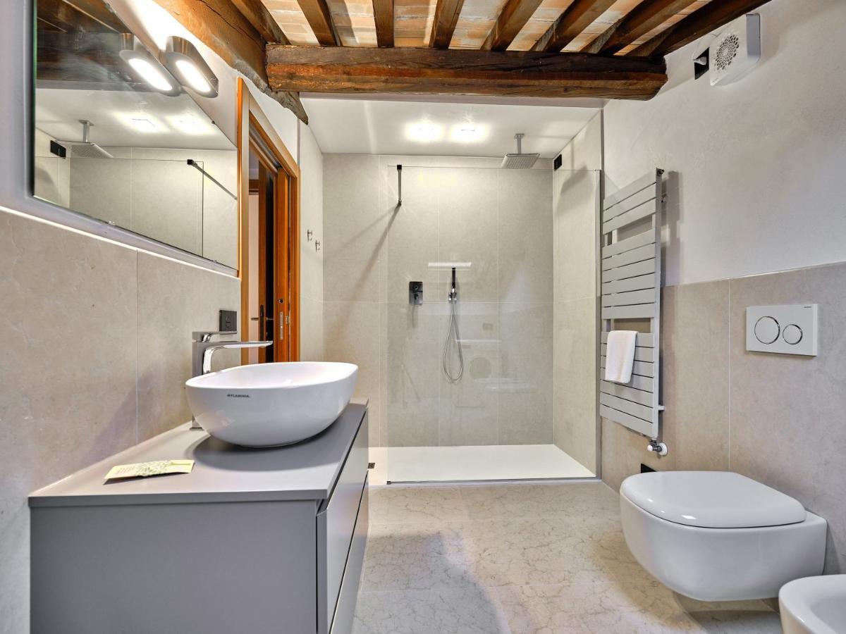 Apartmentsarena - Residenza Degli Scaligeri - Piazza Erbe Verona Exterior photo